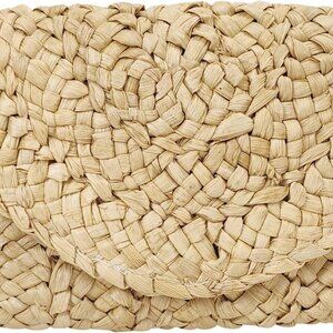 Eco-Friendly Natural Straw Handbag - Perfect for Beach and Casual Outings